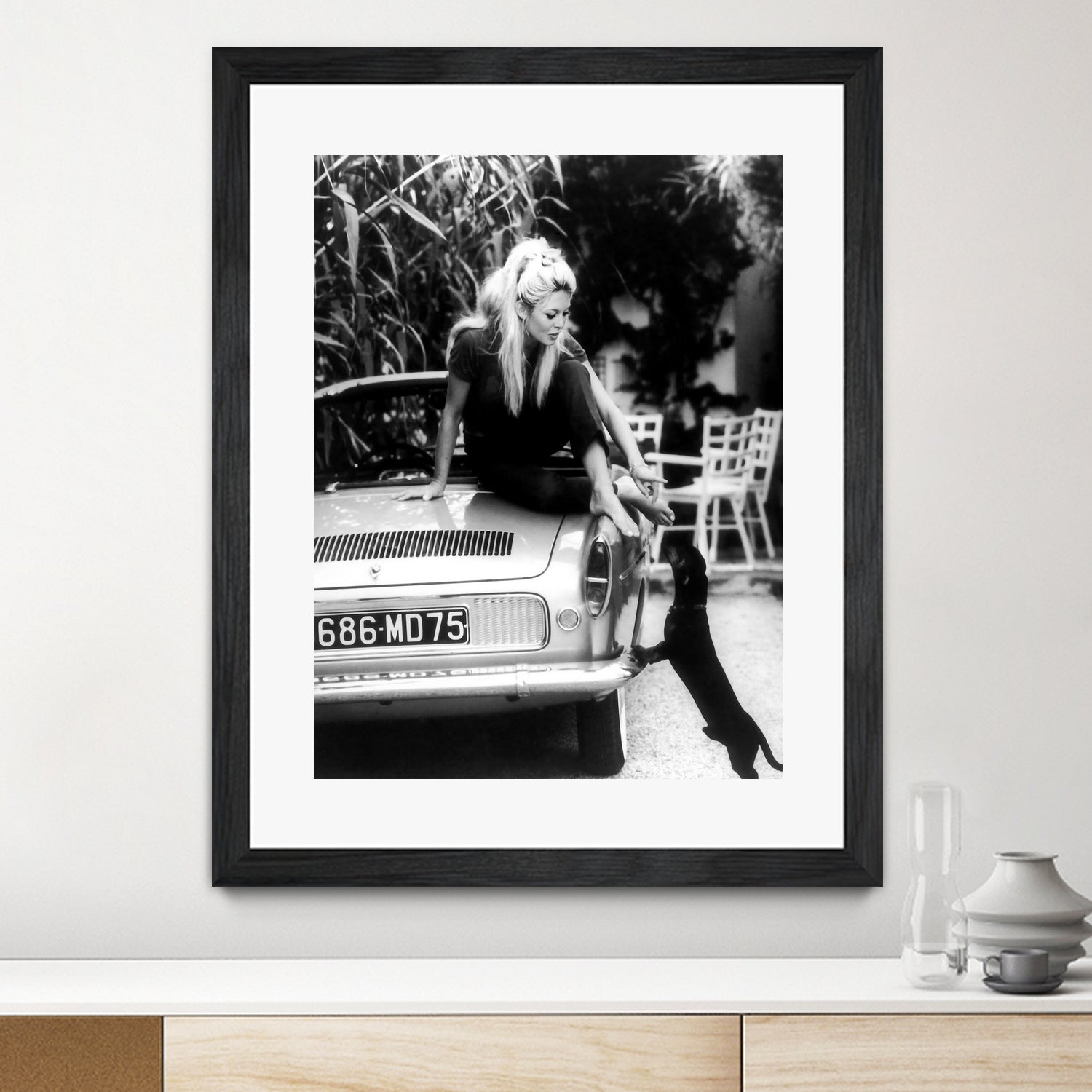 Brigitte Bardot with her dog in St. Tropez, 1962 by M Studio on GIANT ART - black and white photographie bardot