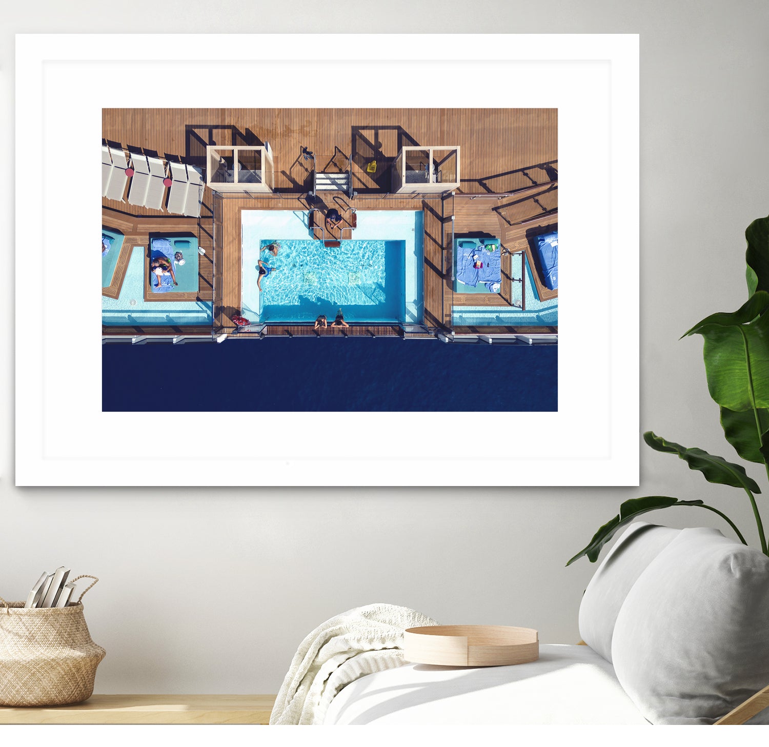 Photosession in the pool by Yevhen on GIANT ART - photography aerial