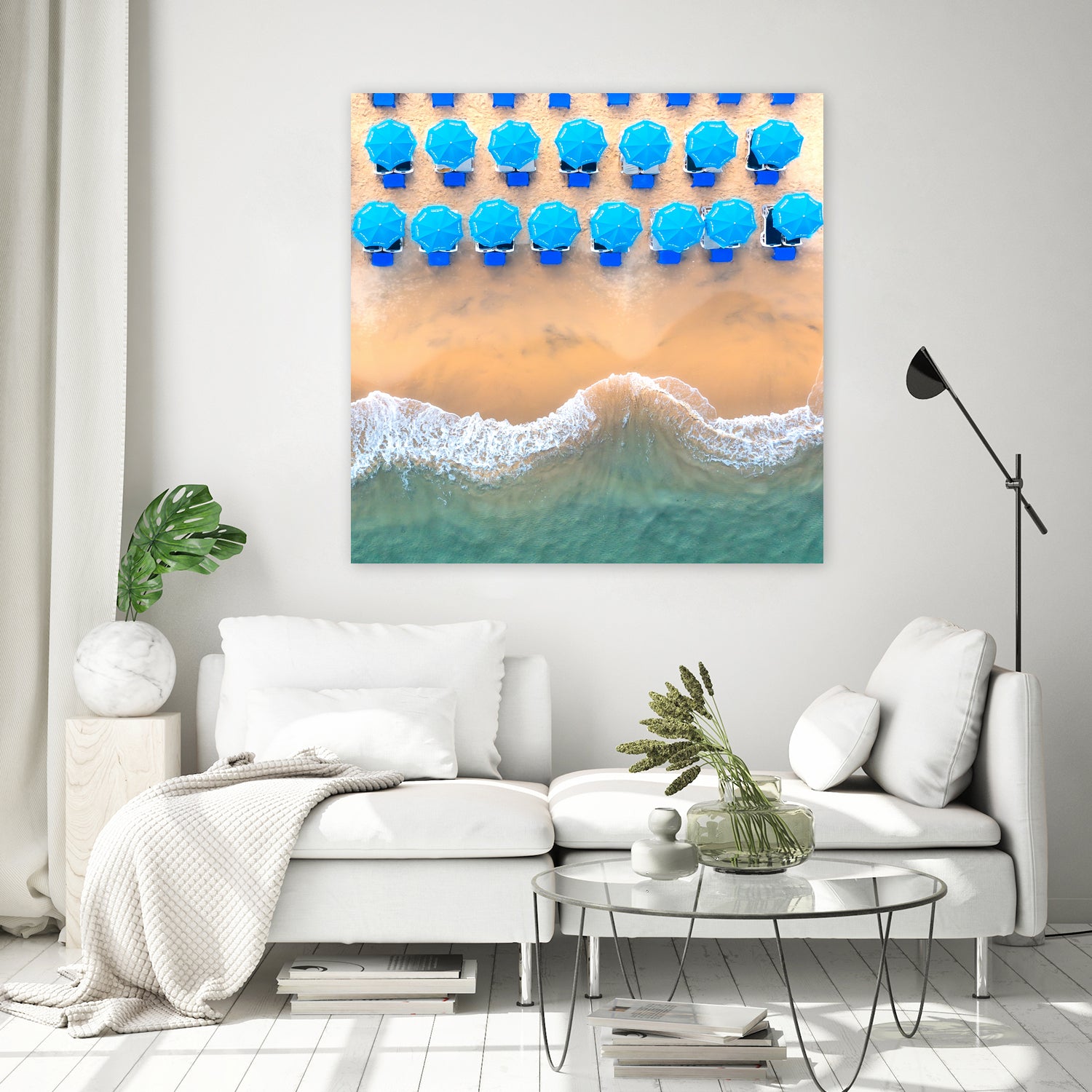 Beach day by Gilad Topaz on GIANT ART - landscape sunbathing