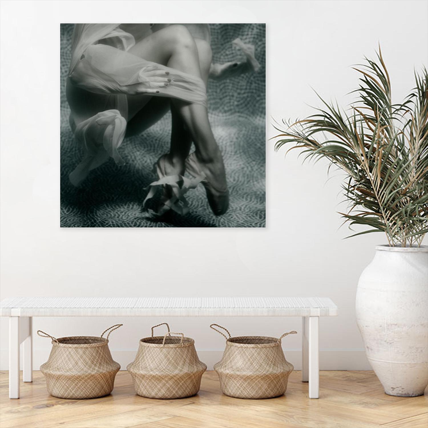 Float 2 by Peter Morneau on GIANT ART - black figurative artistes du québec