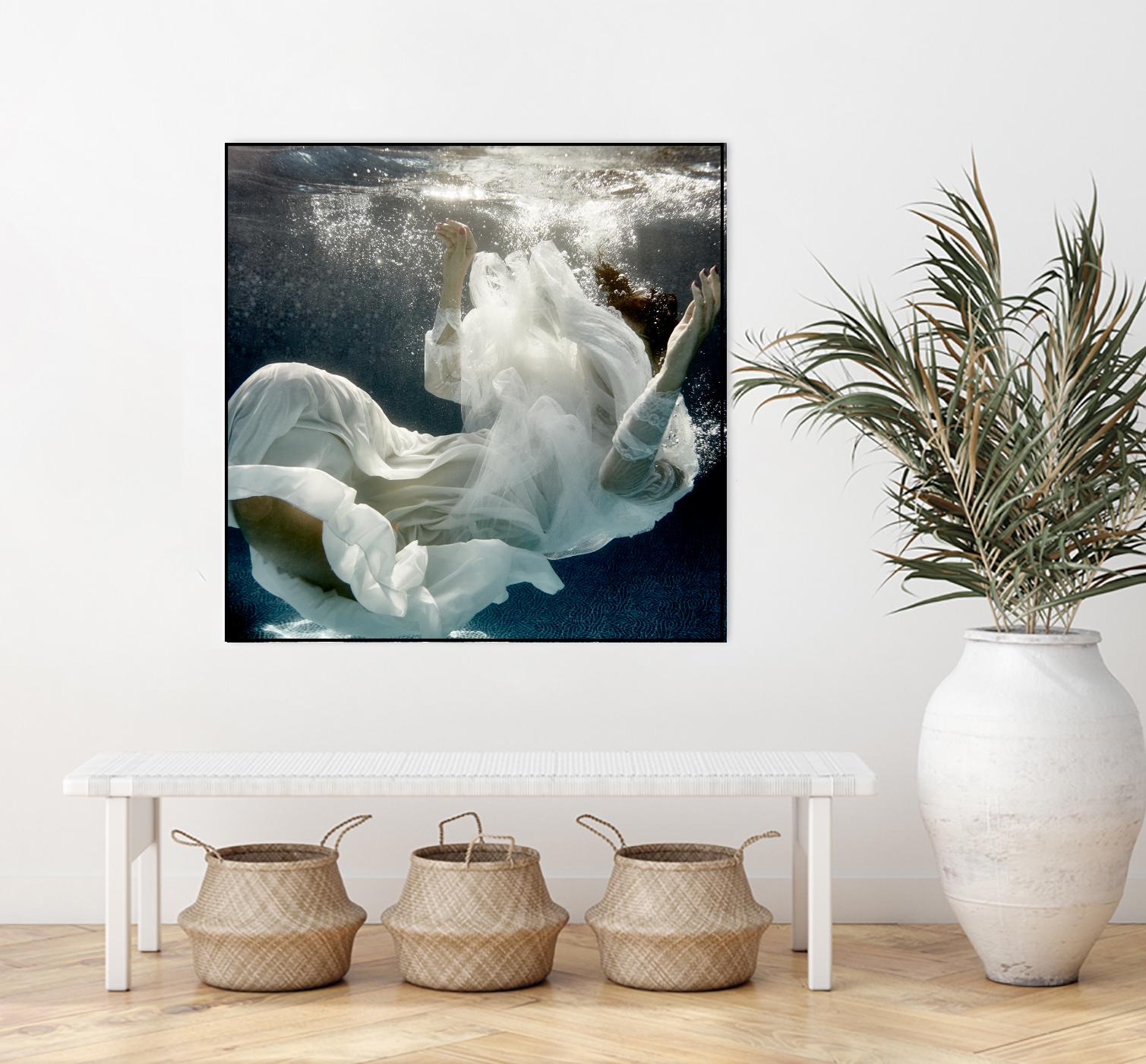 Float 3 by Peter Morneau on GIANT ART - blue figurative artistes du québec