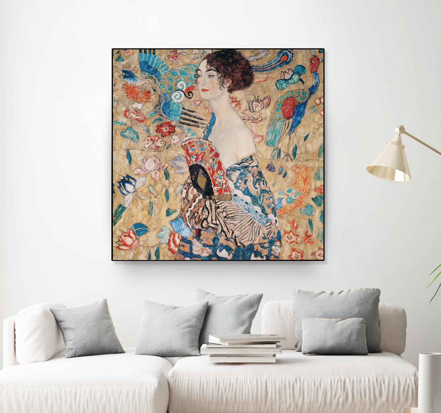Woman with fan by Gustav Klimt on GIANT ART - gold masters féminité