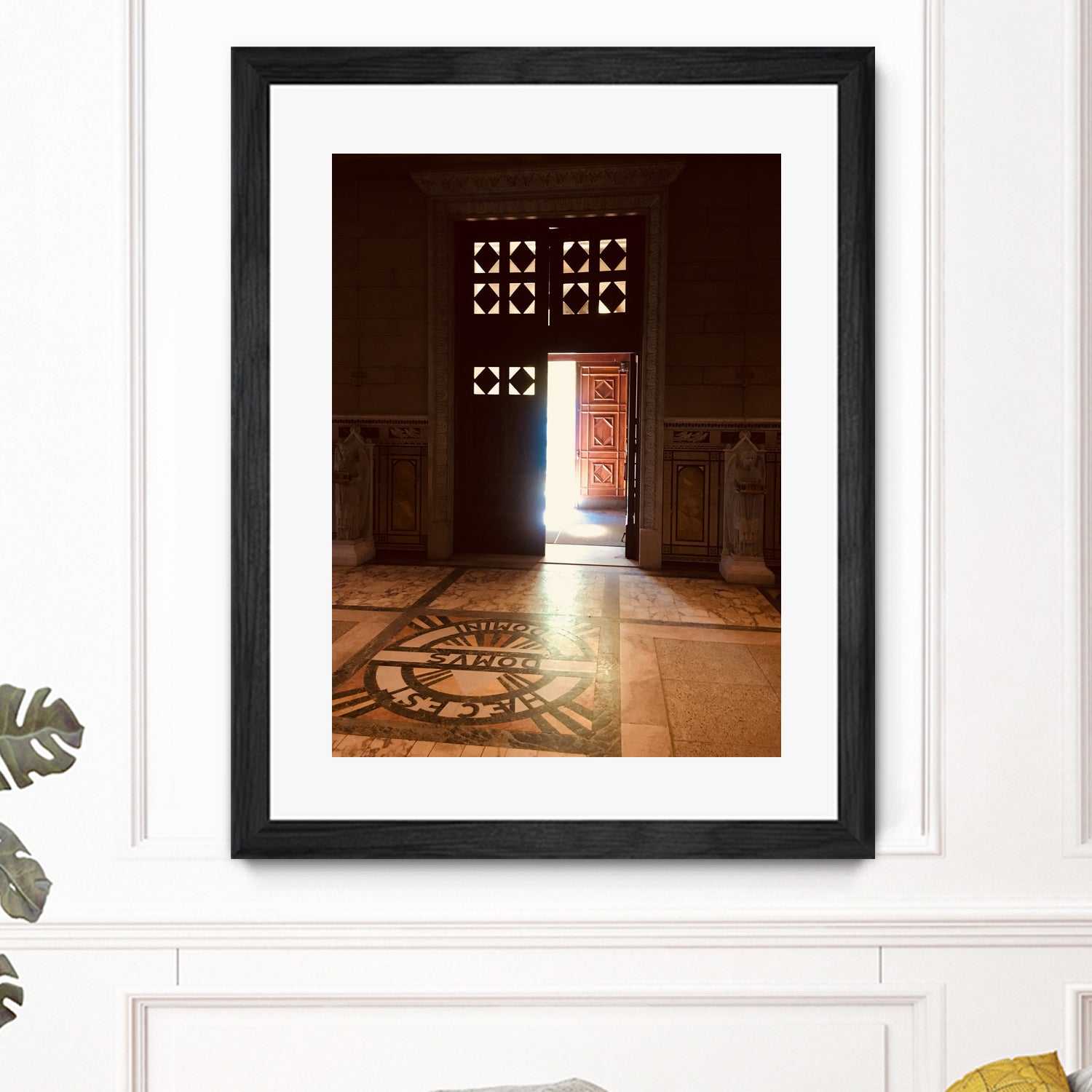 The door to nowhere by Pauline Aubut on GIANT ART - photography