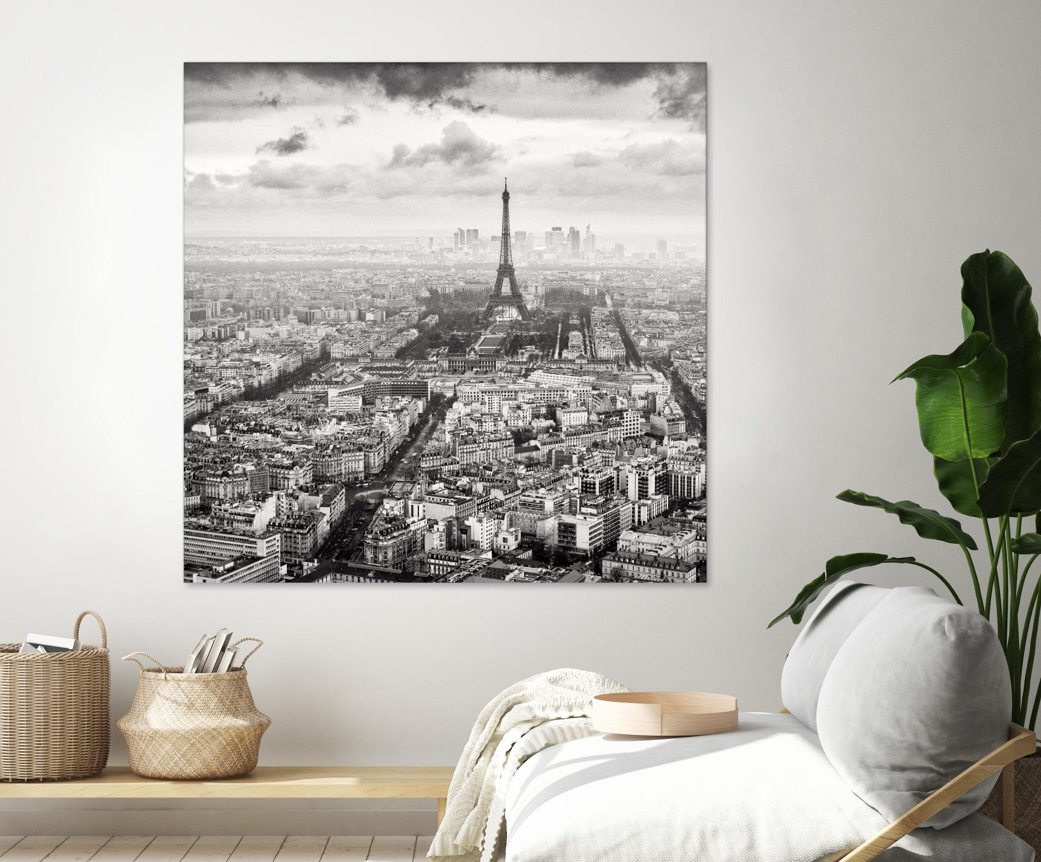 La Tour Eiffel et La Defense by Wilco Dragt on GIANT ART - multicolor photography; landscapes; people/places