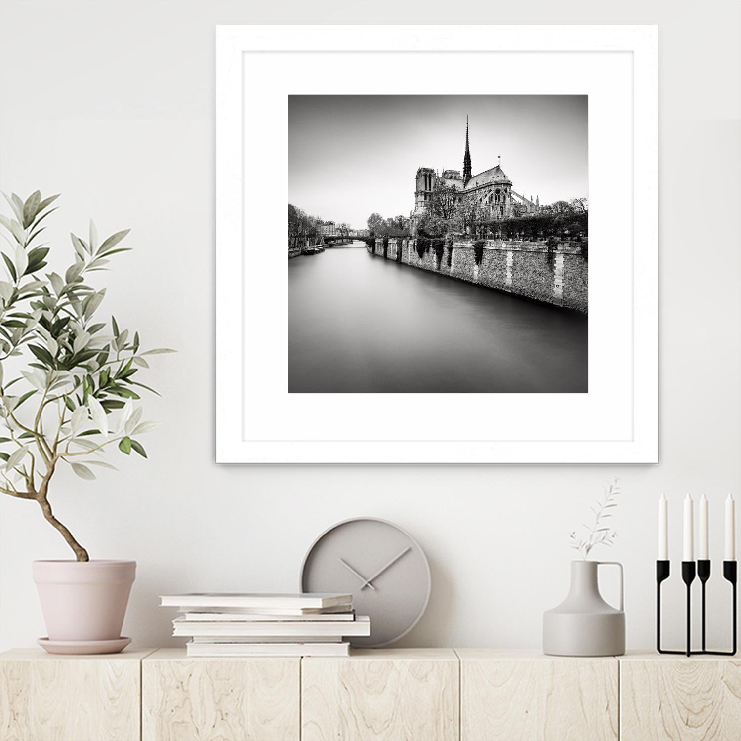 Notre Dame II by Wilco Dragt on GIANT ART - multicolor photography; landscapes; people/places