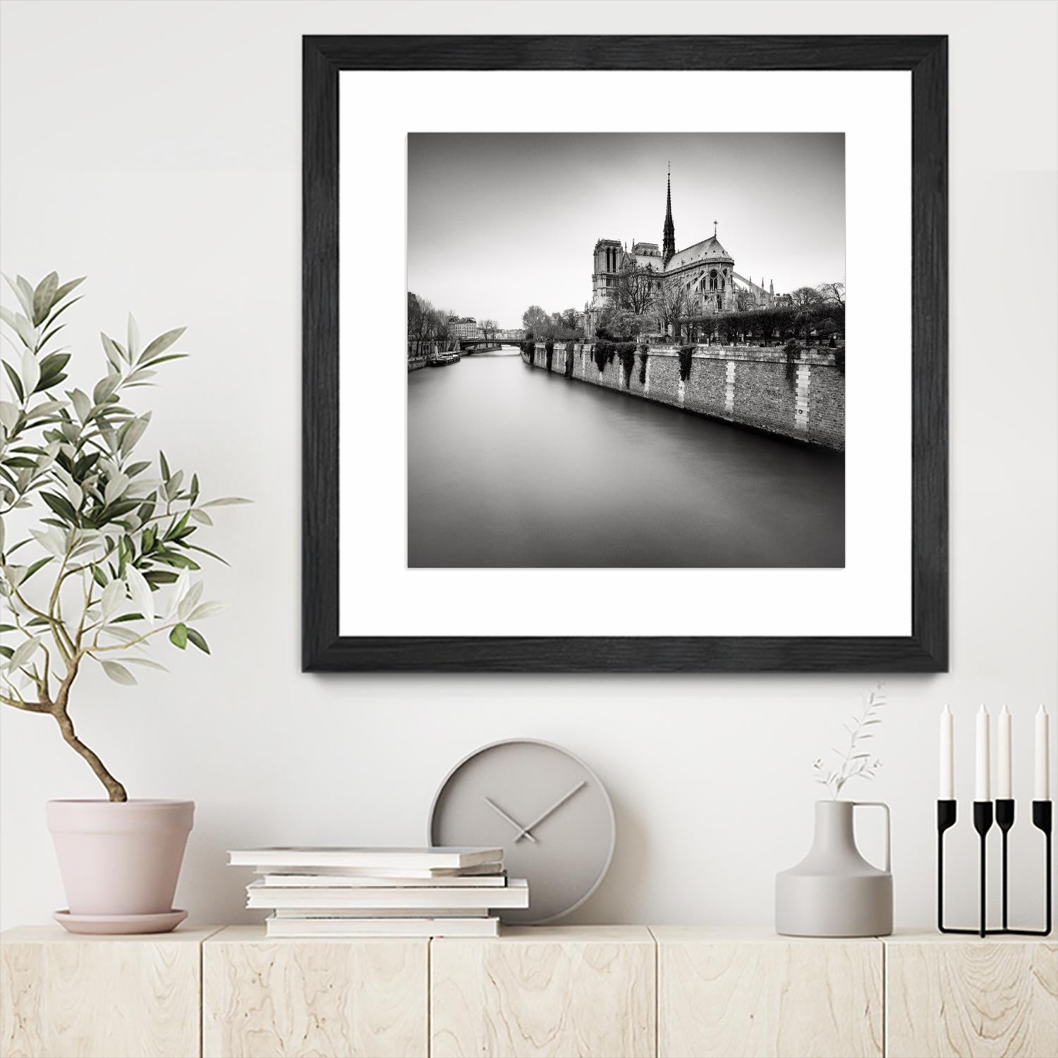 Notre Dame II by Wilco Dragt on GIANT ART - multicolor photography; landscapes; people/places