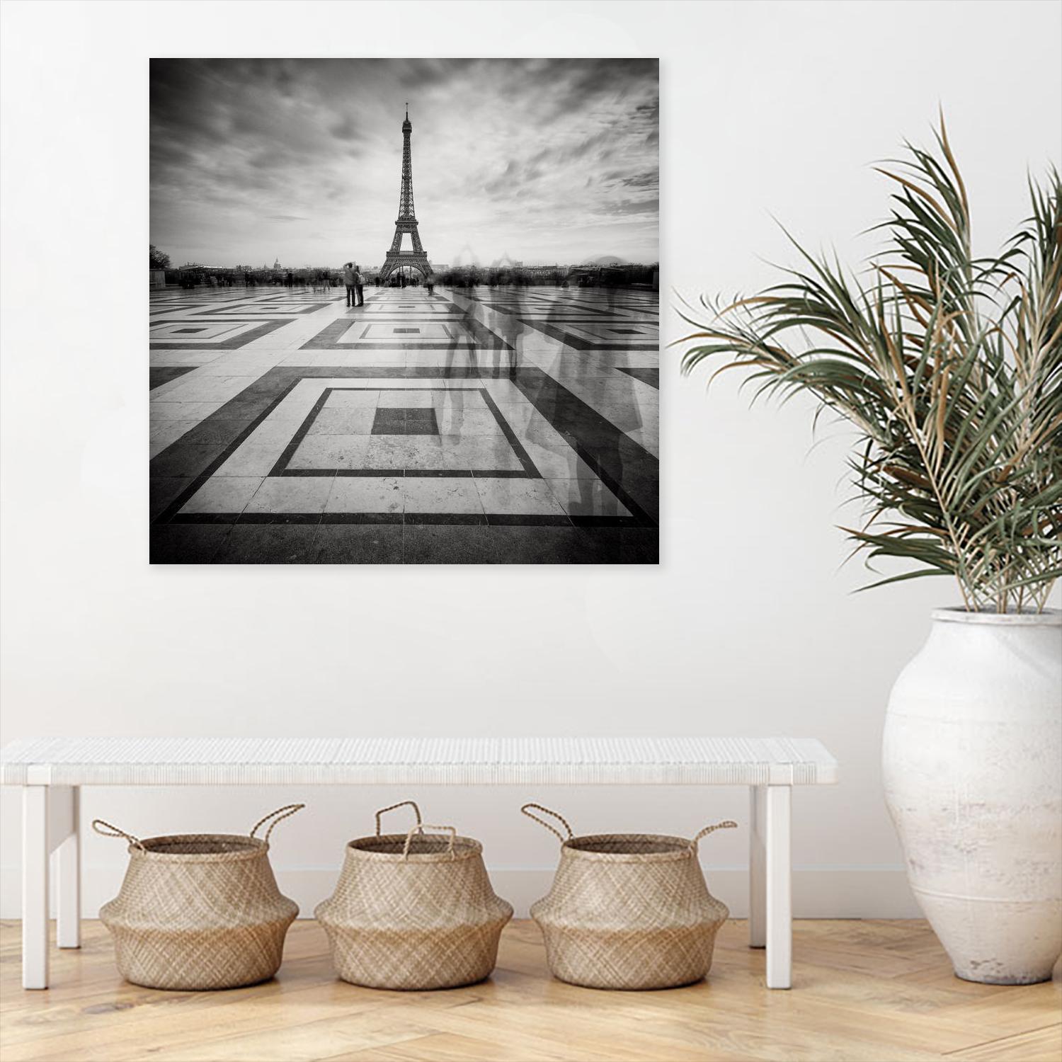 Tourists by Wilco Dragt on GIANT ART - multicolor photography; landscapes; people/places