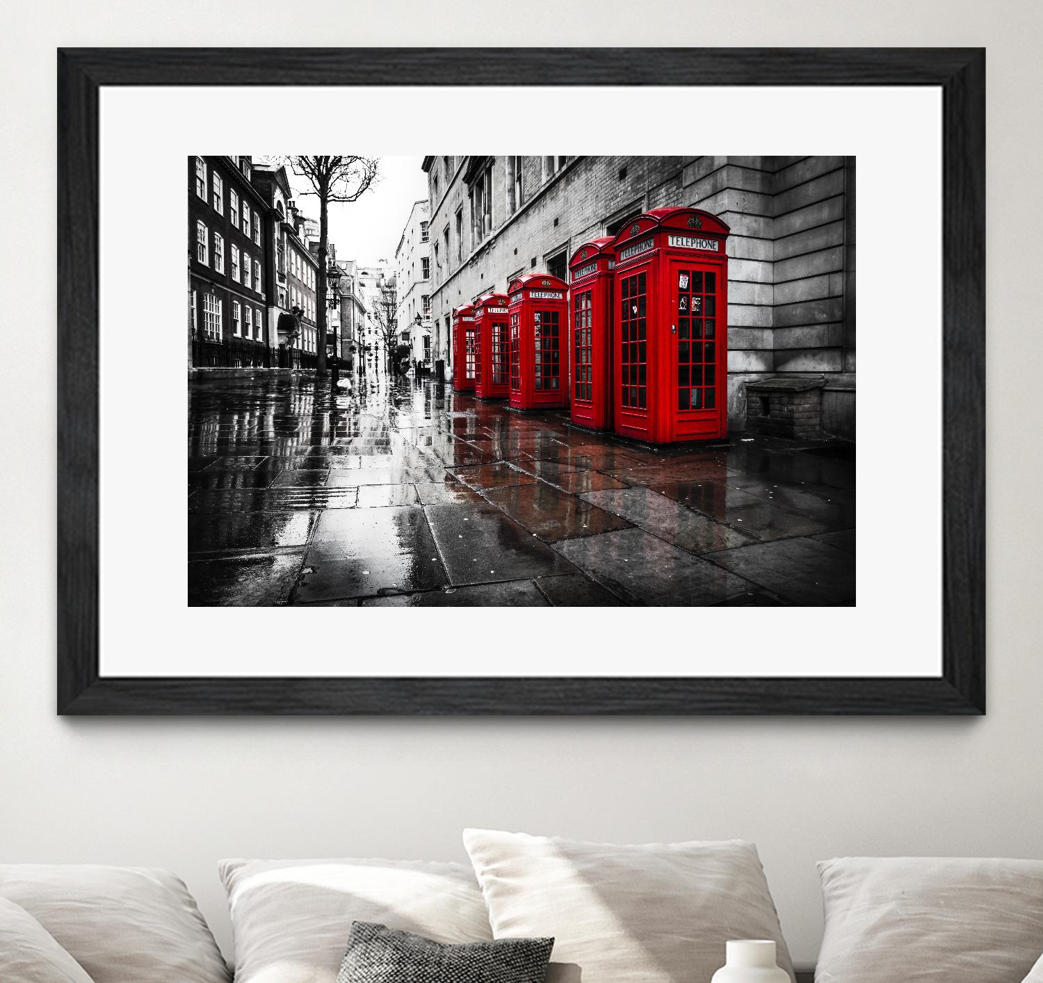 London Phones by Vladimir Kostka on GIANT ART - multicolor photography; landscapes; people/places
