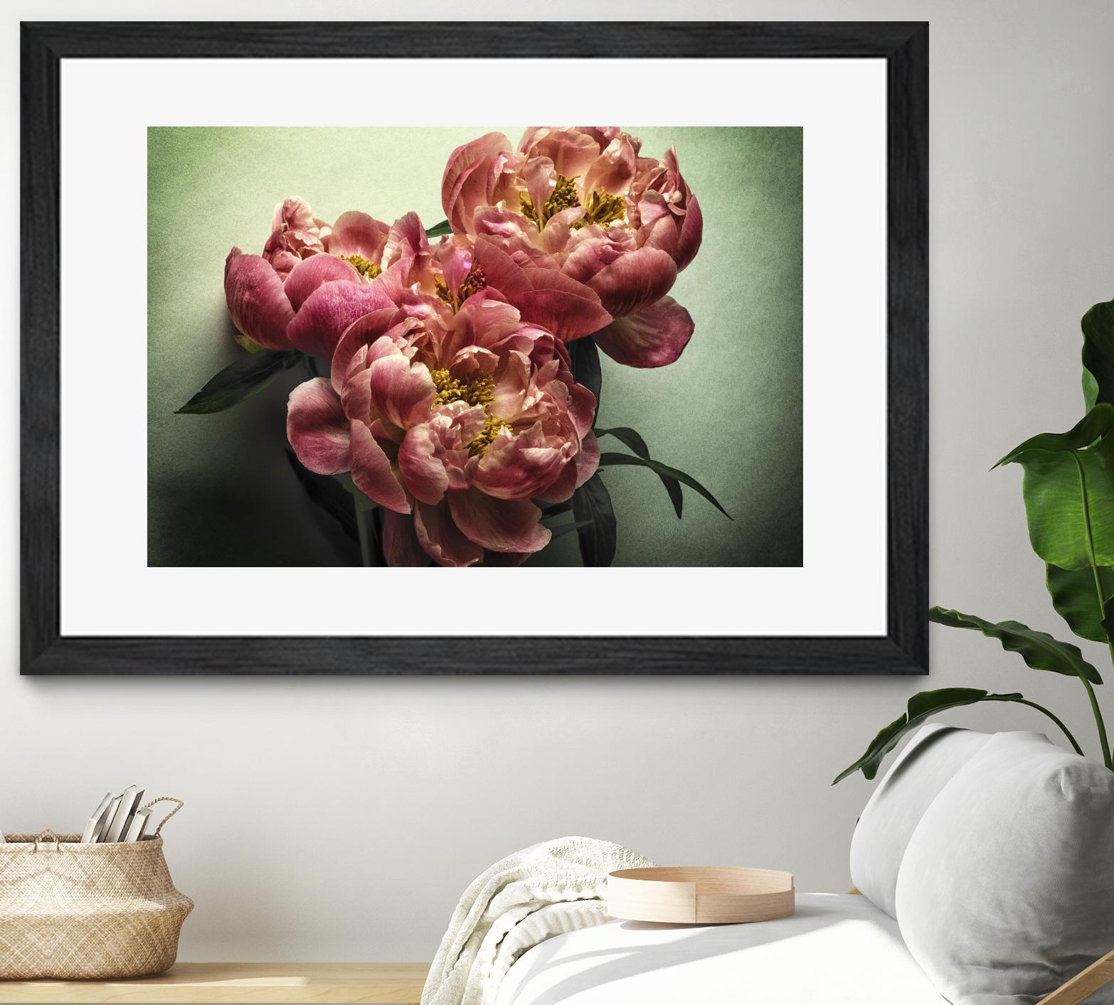 Standing in the Sun II by Jennifer Beavers on GIANT ART - green floral