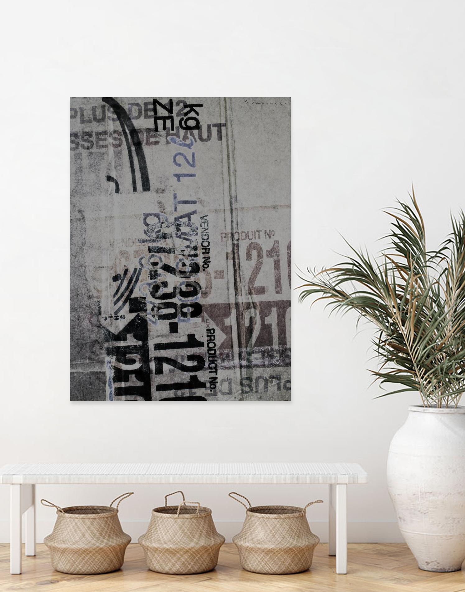 Greek to Me XX by Enrico Varrasso on GIANT ART - black abstract