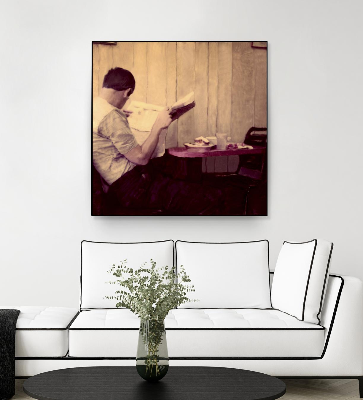 Reading Man by Joe Gemignani on GIANT ART - beige photo art