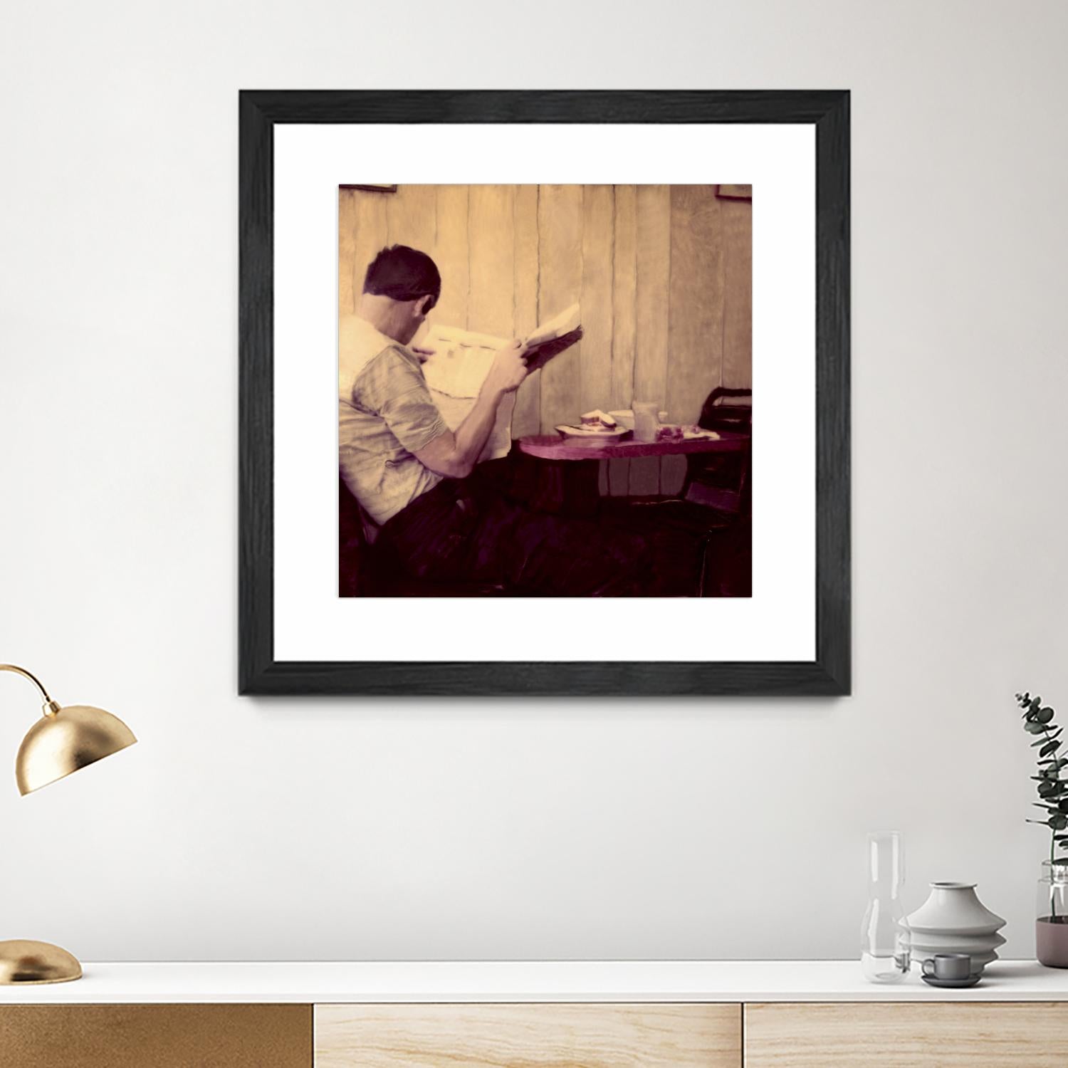 Reading Man by Joe Gemignani on GIANT ART - beige photo art