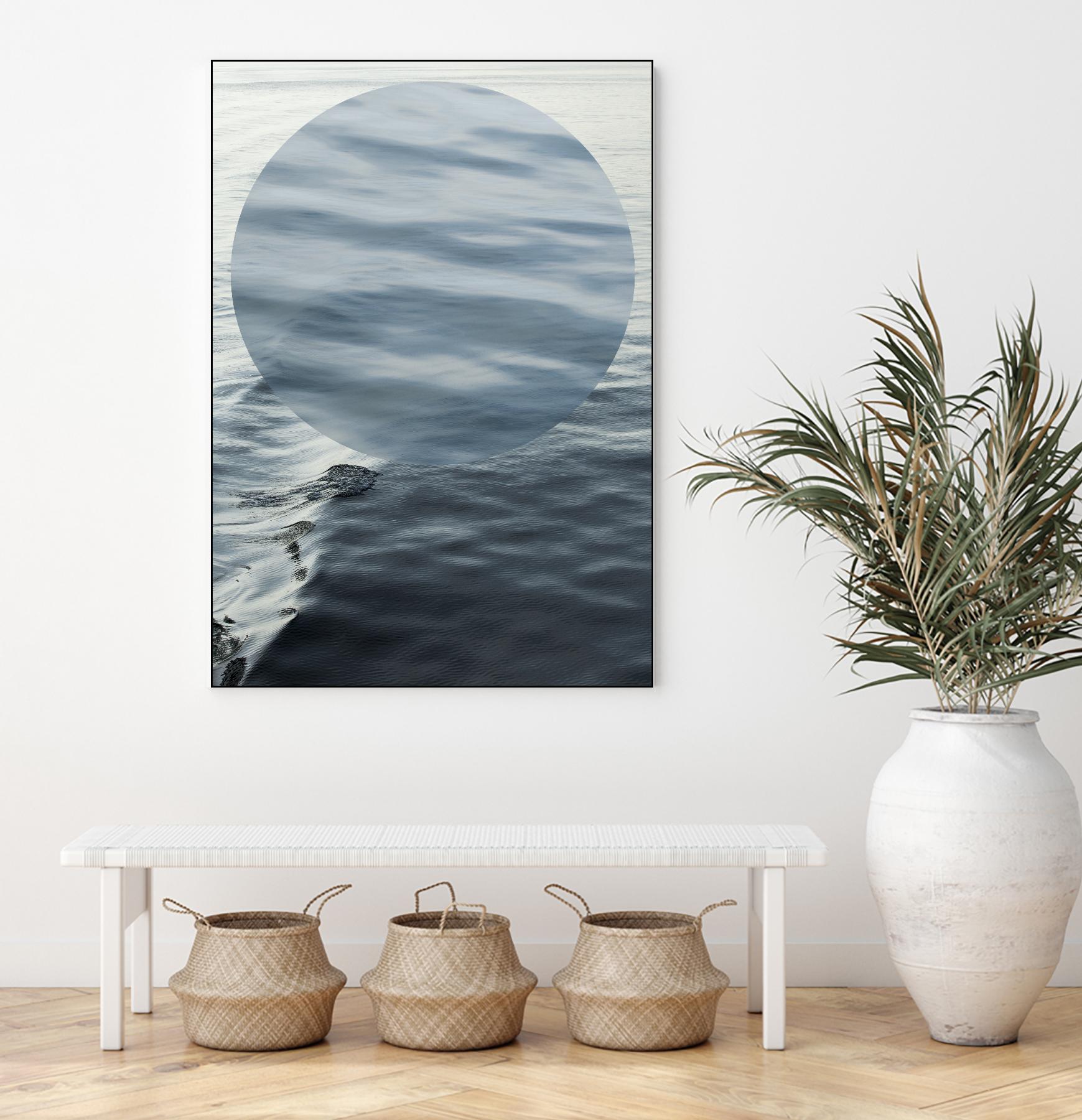 Round Geometric by Aaron Matheson on GIANT ART - grey photo art