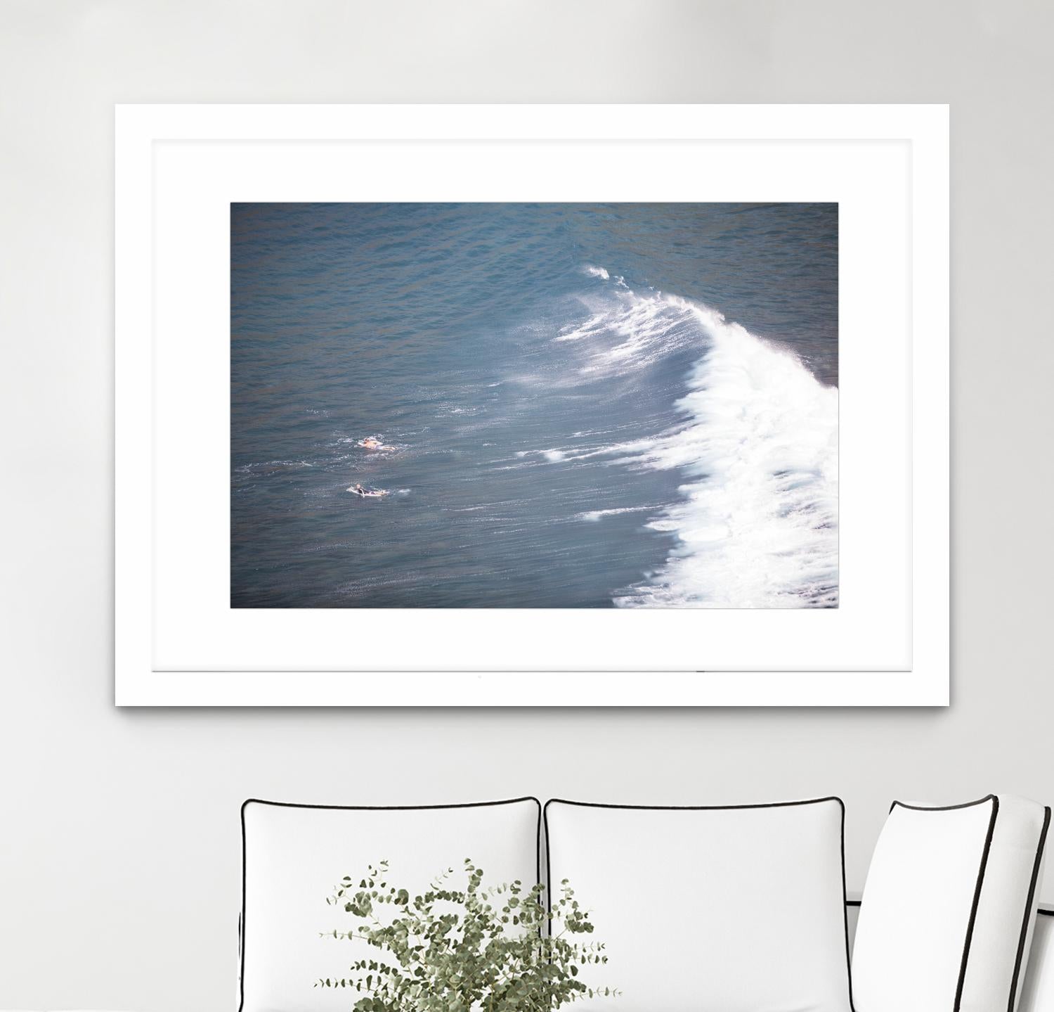 Surfers Delight by Aaron Matheson on GIANT ART - white sea scene