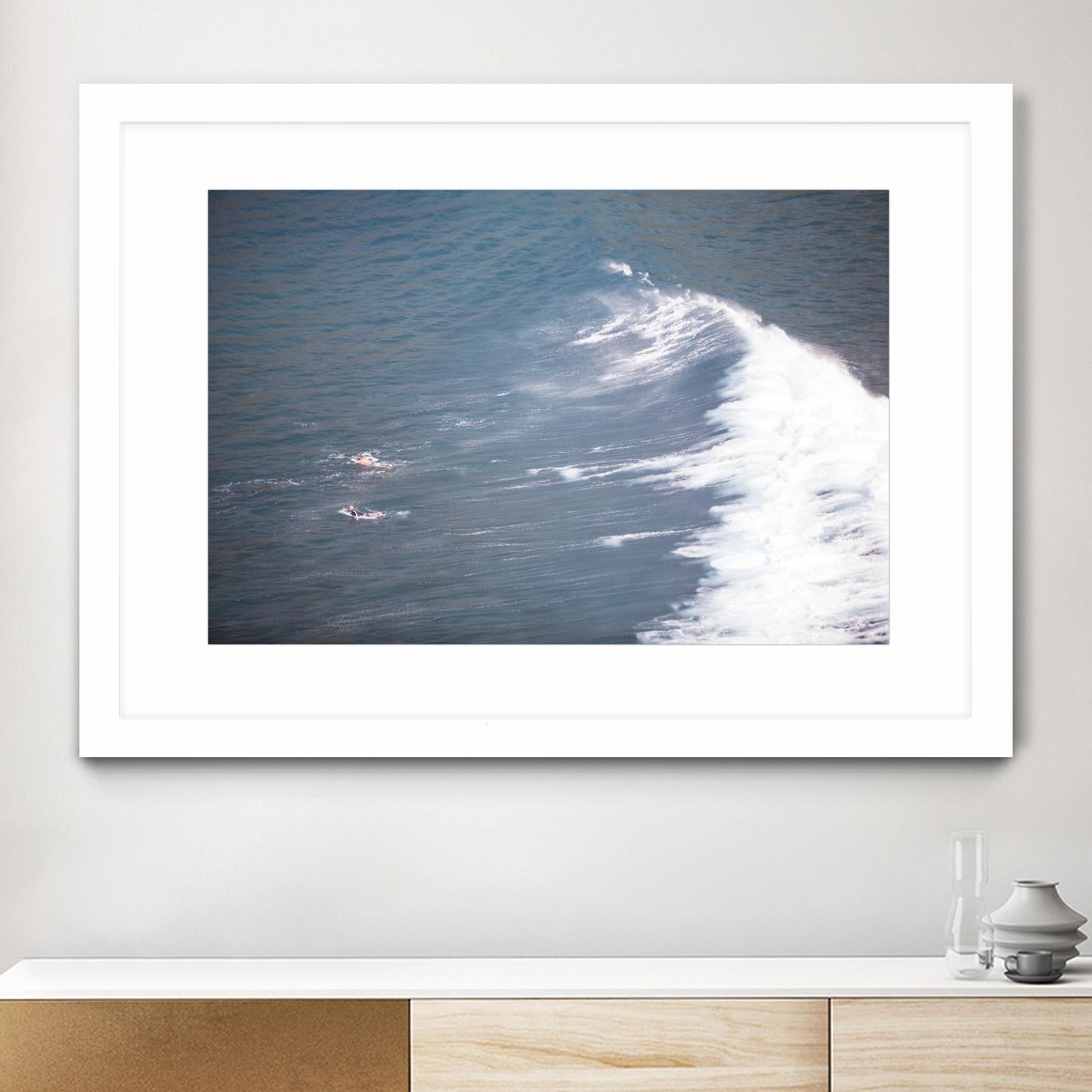Surfers Delight by Aaron Matheson on GIANT ART - white sea scene