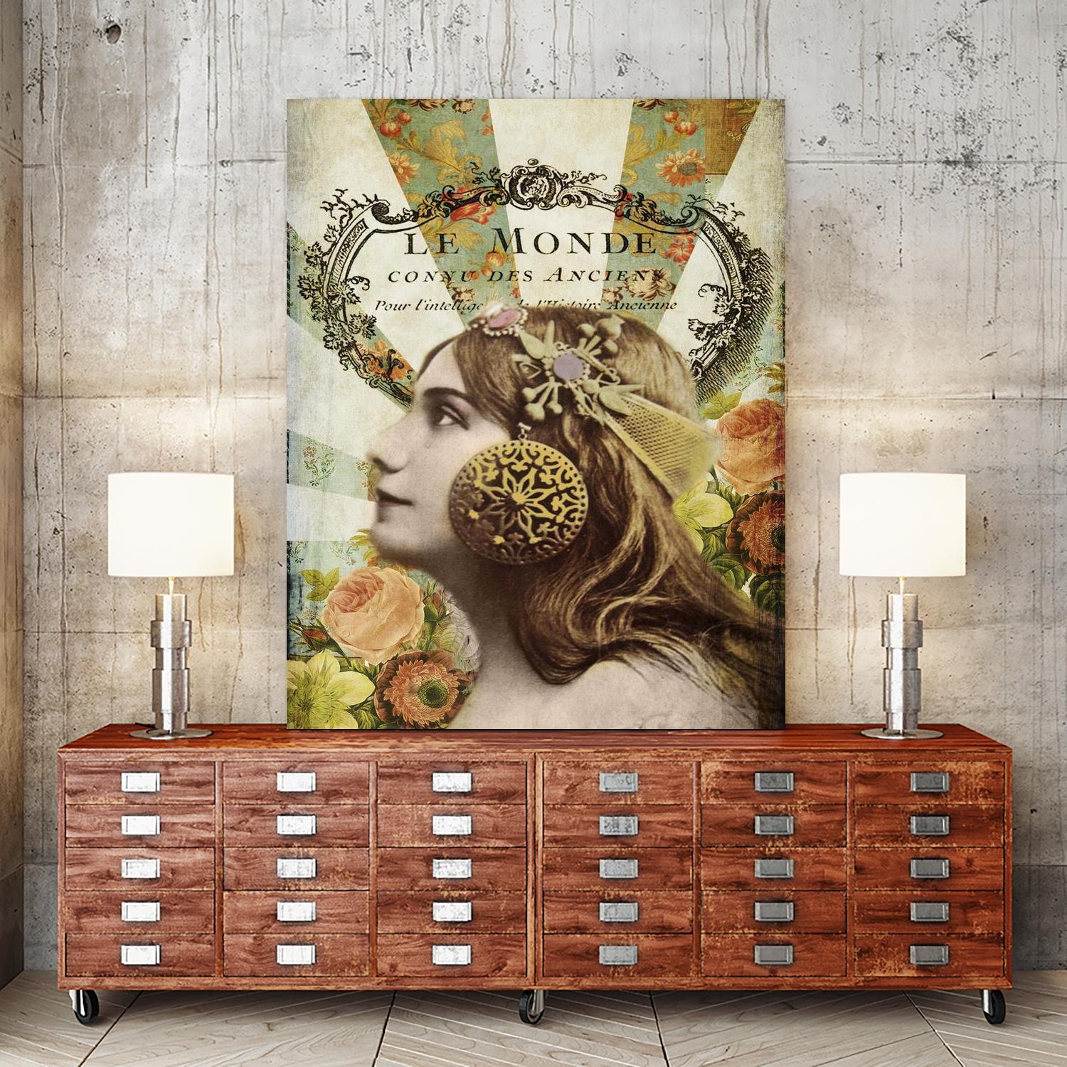 Femme Paris II by Sandy Lloyd on GIANT ART - fashion