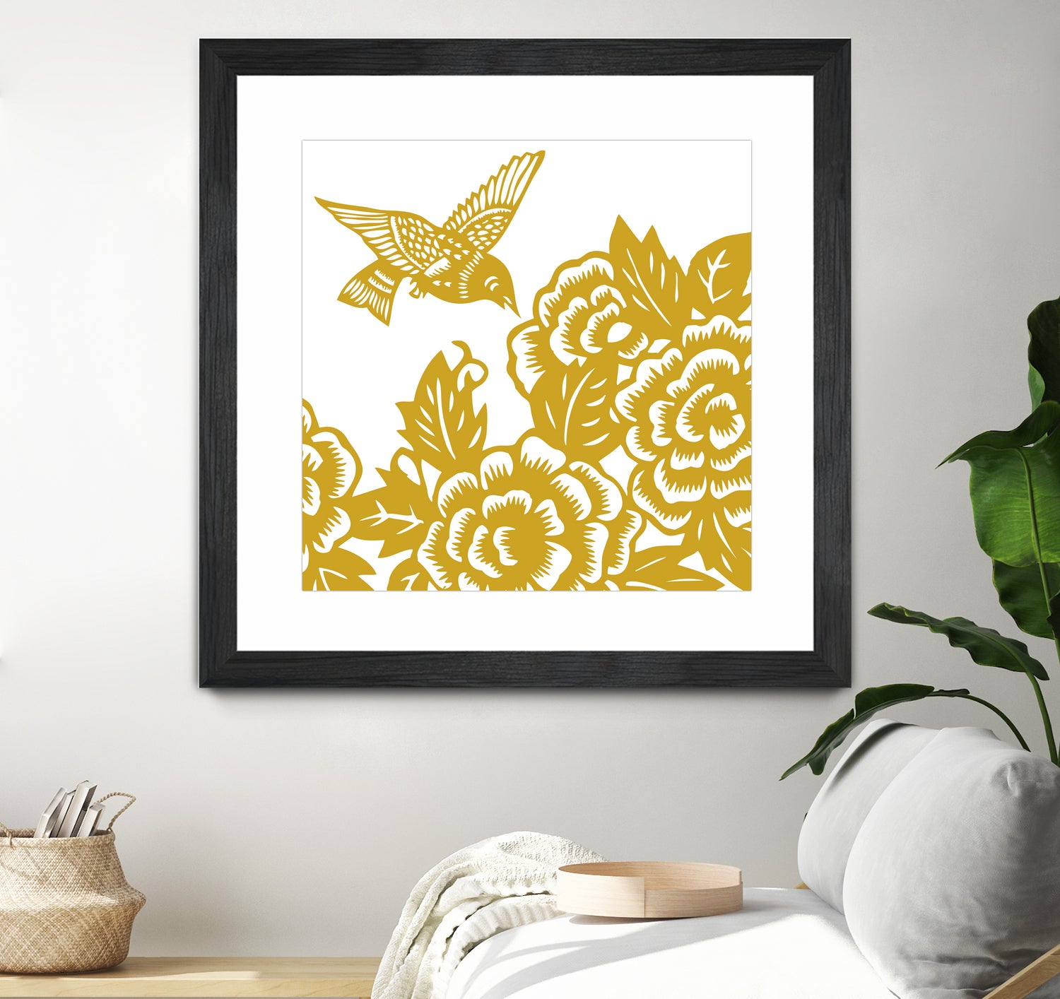 HUMMINGBIRD GOLD by Thomas Fernez on GIANT ART - yellow digital painting