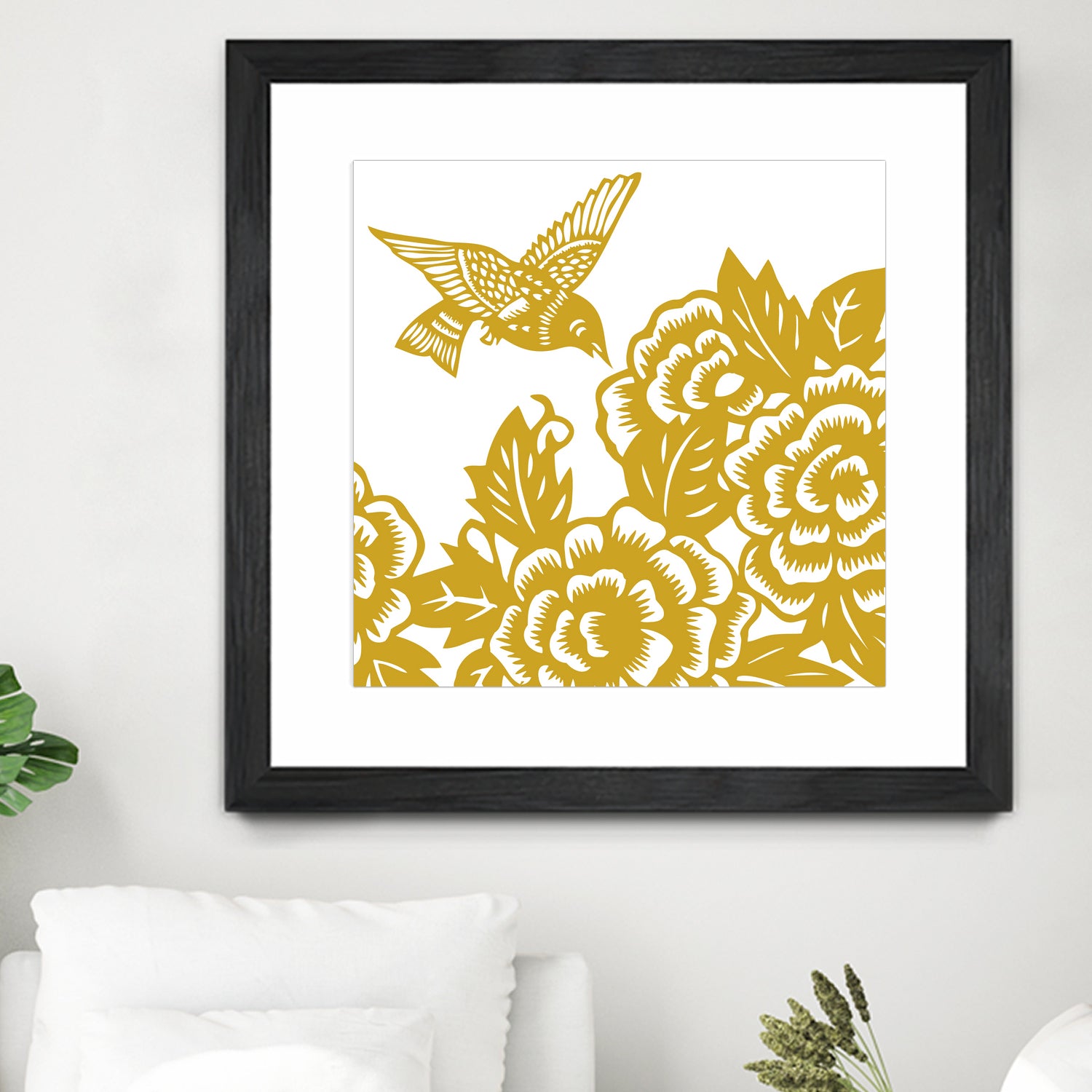 HUMMINGBIRD GOLD by Thomas Fernez on GIANT ART - yellow digital painting