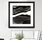 Black & Gold Agate Texture 08 by Isabel Muñoz on GIANT ART - black digital painting