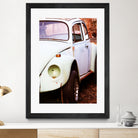 beetle vw by Roxane Barré on GIANT ART - fuchsia photo illustration