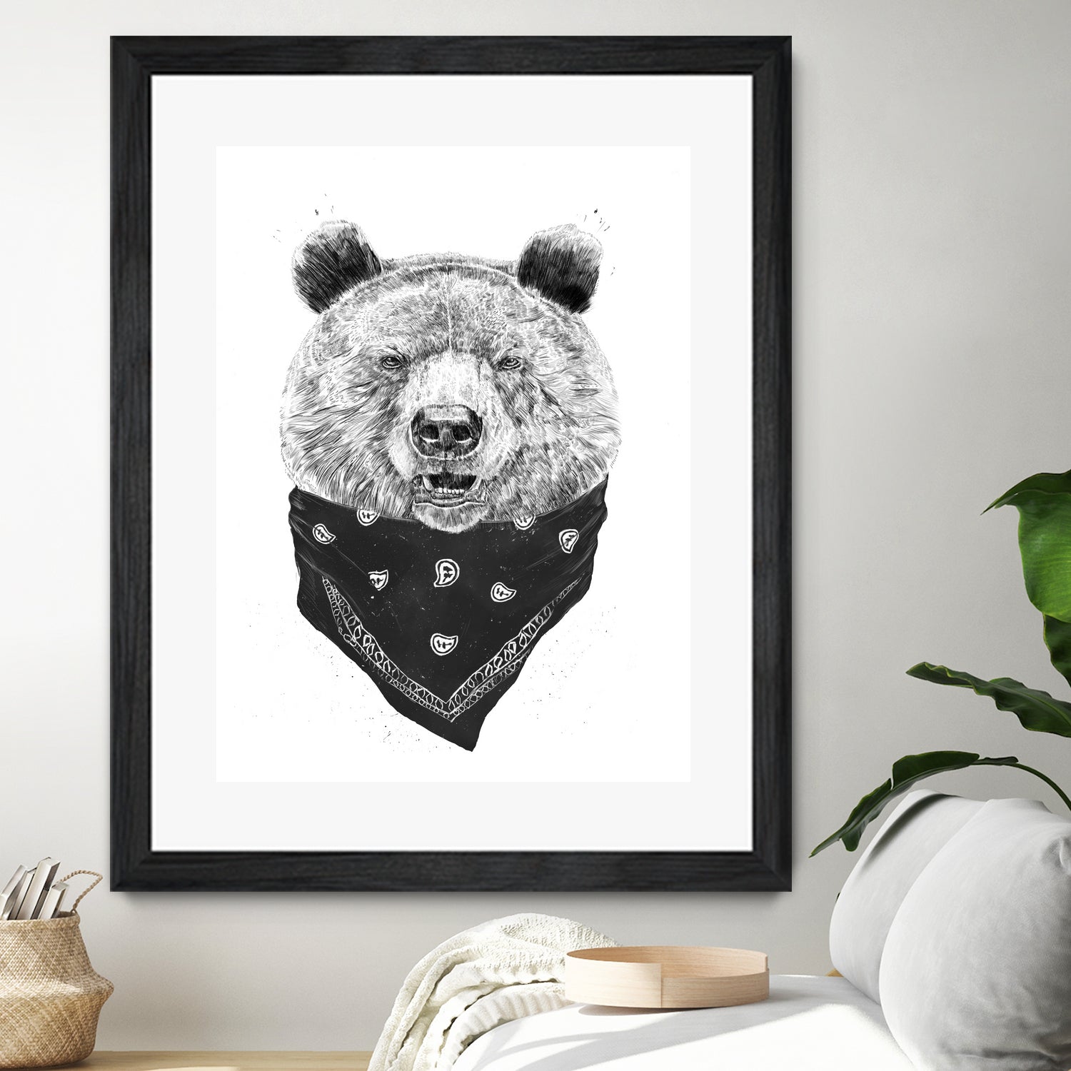 Wild bear by Solti Balázs on GIANT ART - white digital drawing