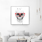 Skull with red glasses by Solti Balázs on GIANT ART - white digital painting