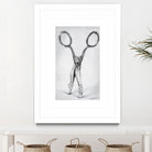 Scissors by Emi Dimitrova on GIANT ART - gray mixed media