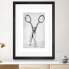 Scissors by Emi Dimitrova on GIANT ART - gray mixed media