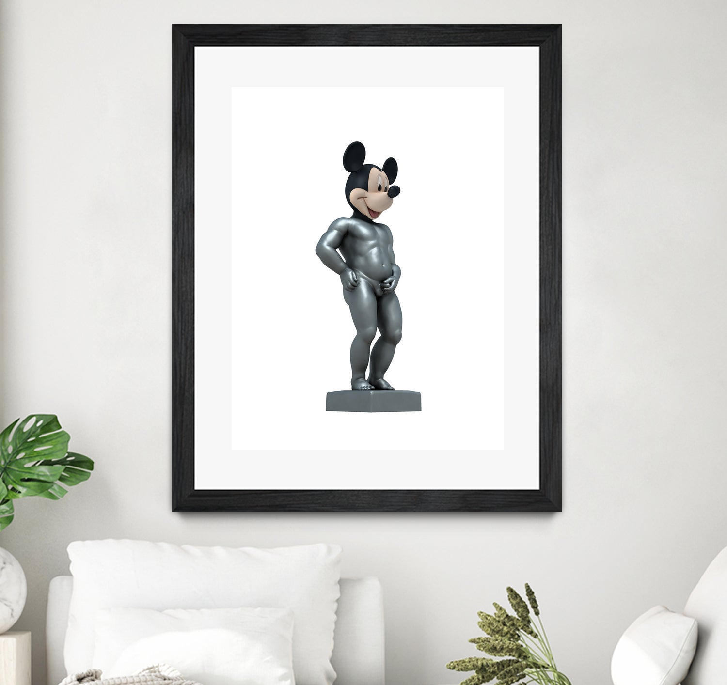 MICKEY MANEKKEN PISS by Michael Benisty on GIANT ART - white photo illustration