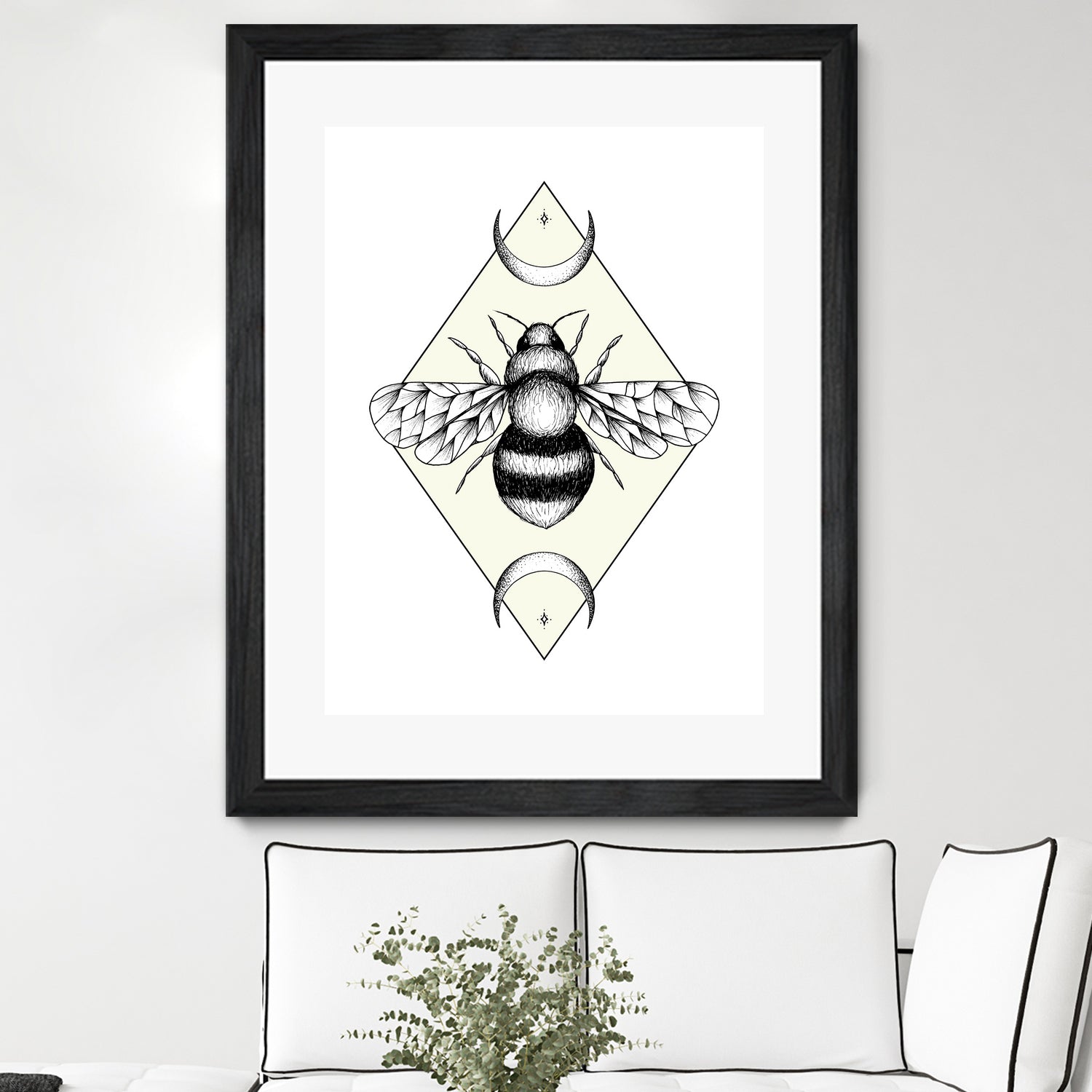 Bee Confident by Barbara Hollaus on GIANT ART - white digital drawing