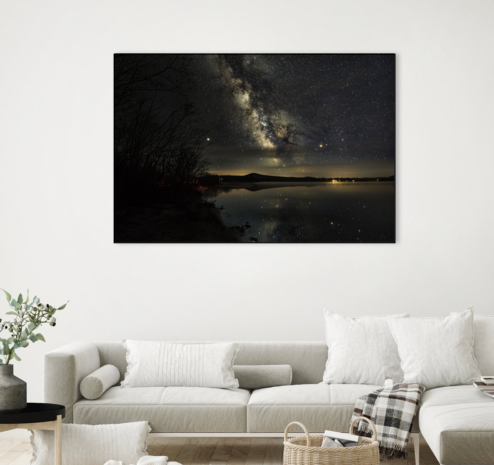 Milky way by Lorenzo Bustillo on GIANT ART - gray photo illustration