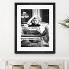 Reading  by M Studio on GIANT ART - black and white photogrpahy marilyn monroe