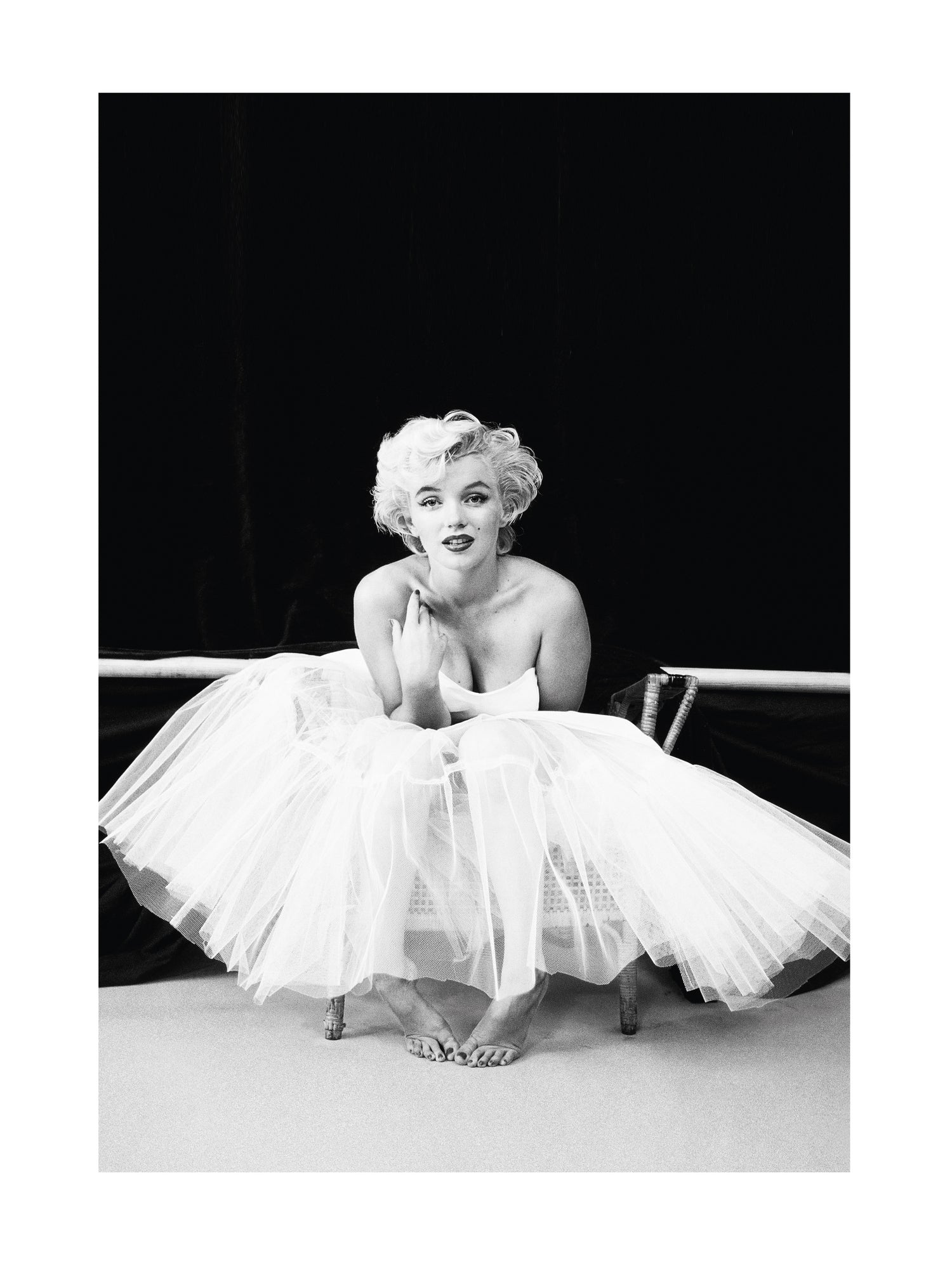 Marilyn Monroe balerina by M Studio on GIANT ART - black and white photography