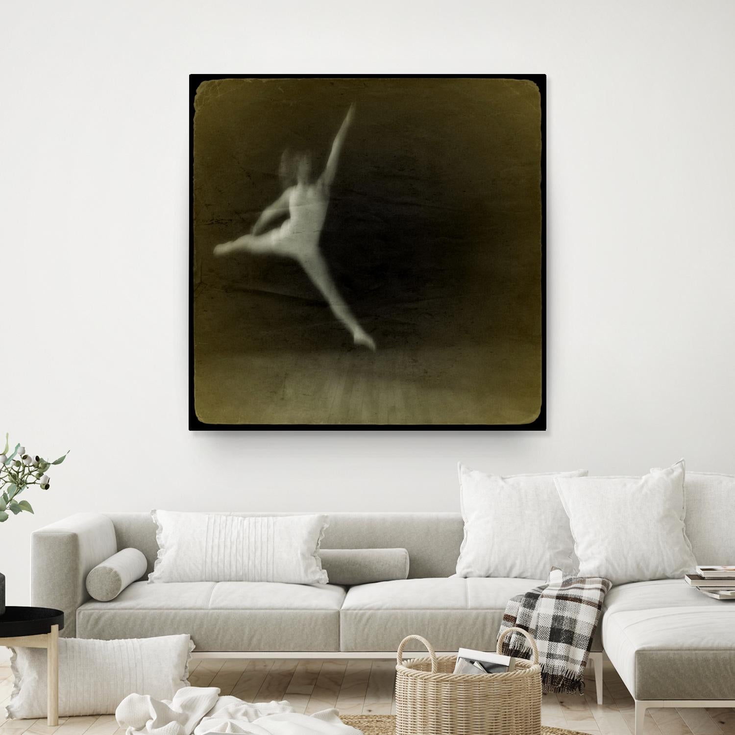 Dancing motion I by Jean-François Dupuis on GIANT ART - beige music - dance ballerine