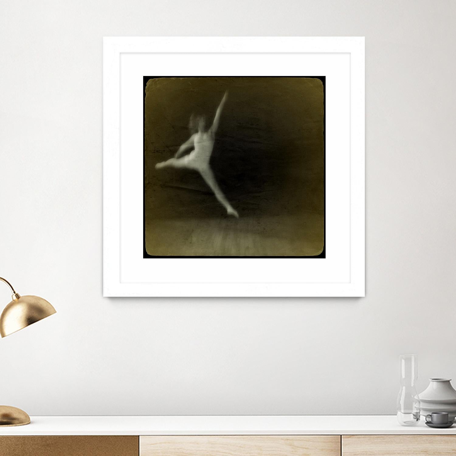Dancing motion I by Jean-François Dupuis on GIANT ART - beige music - dance ballerine