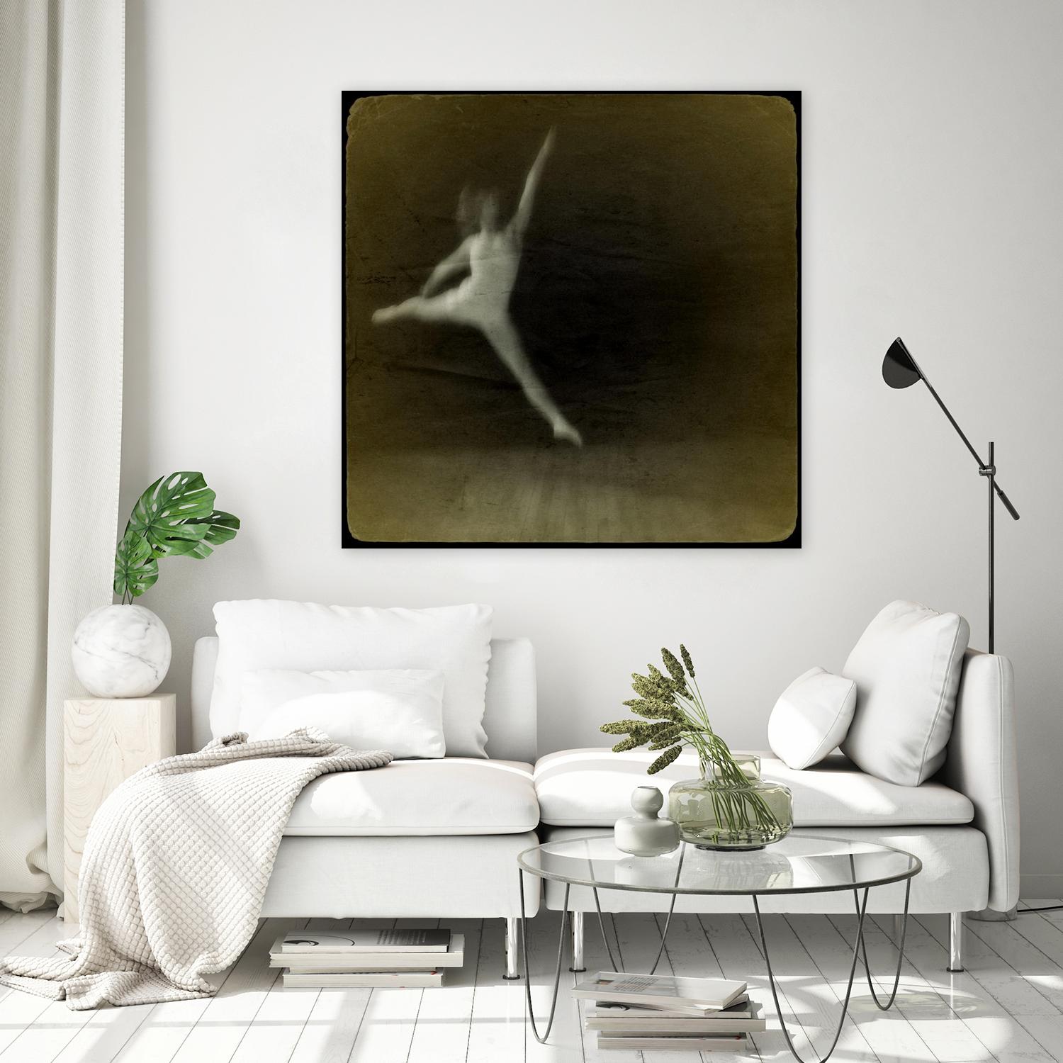 Dancing motion I by Jean-François Dupuis on GIANT ART - beige music - dance ballerine