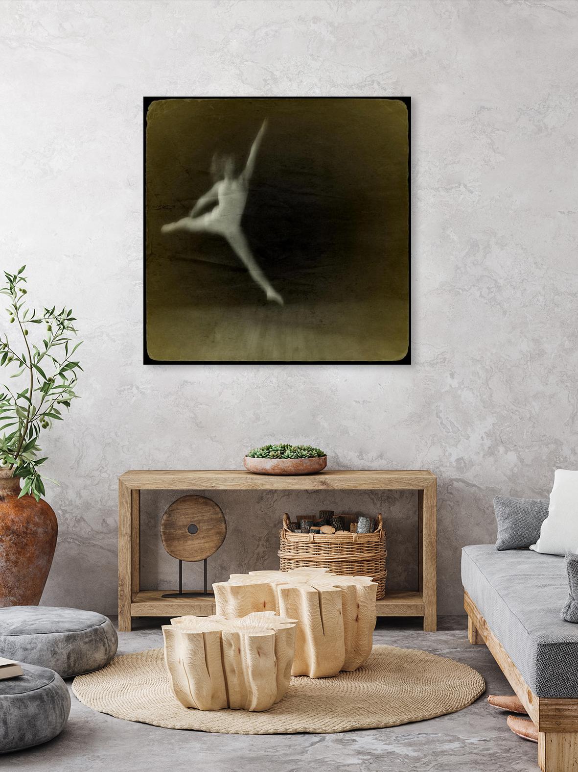 Dancing motion I by Jean-François Dupuis on GIANT ART - beige music - dance ballerine