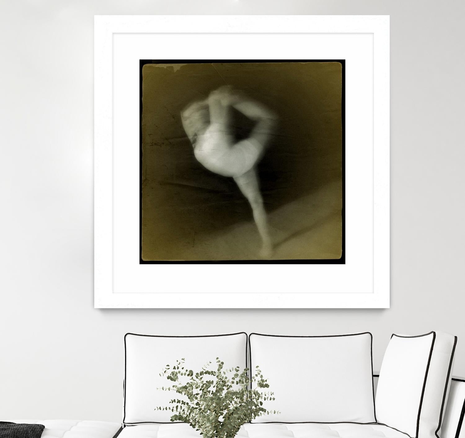 Dancing motion II by Jean-François Dupuis on GIANT ART - beige music - dance ballerine