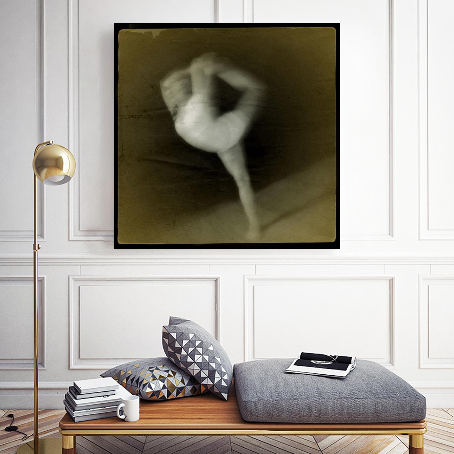 Dancing motion II by Jean-François Dupuis on GIANT ART - beige music - dance ballerine