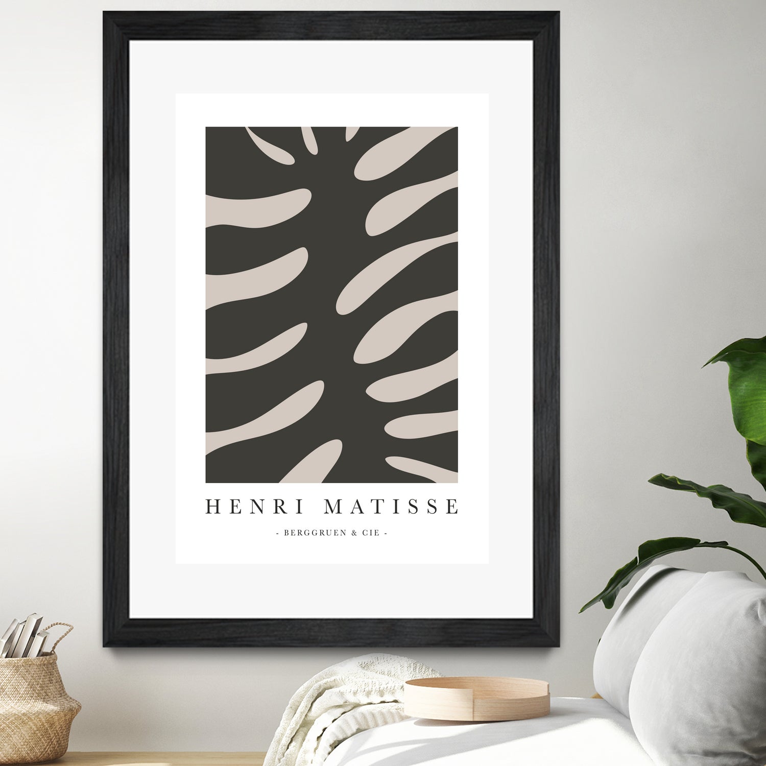Inspiration II by M Studio on GIANT ART - beige
