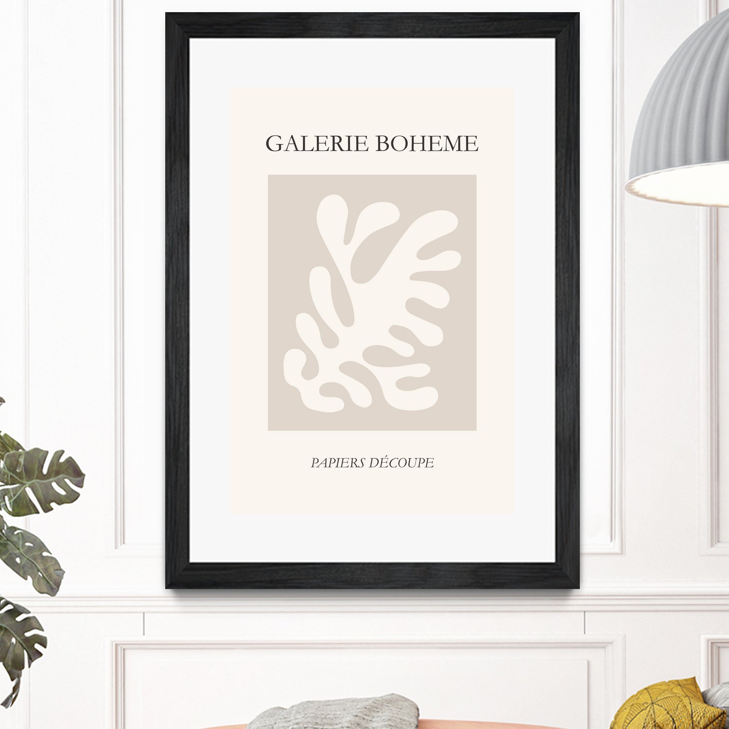 Le pouvoir des fleurs II by M Studio on GIANT ART - beige