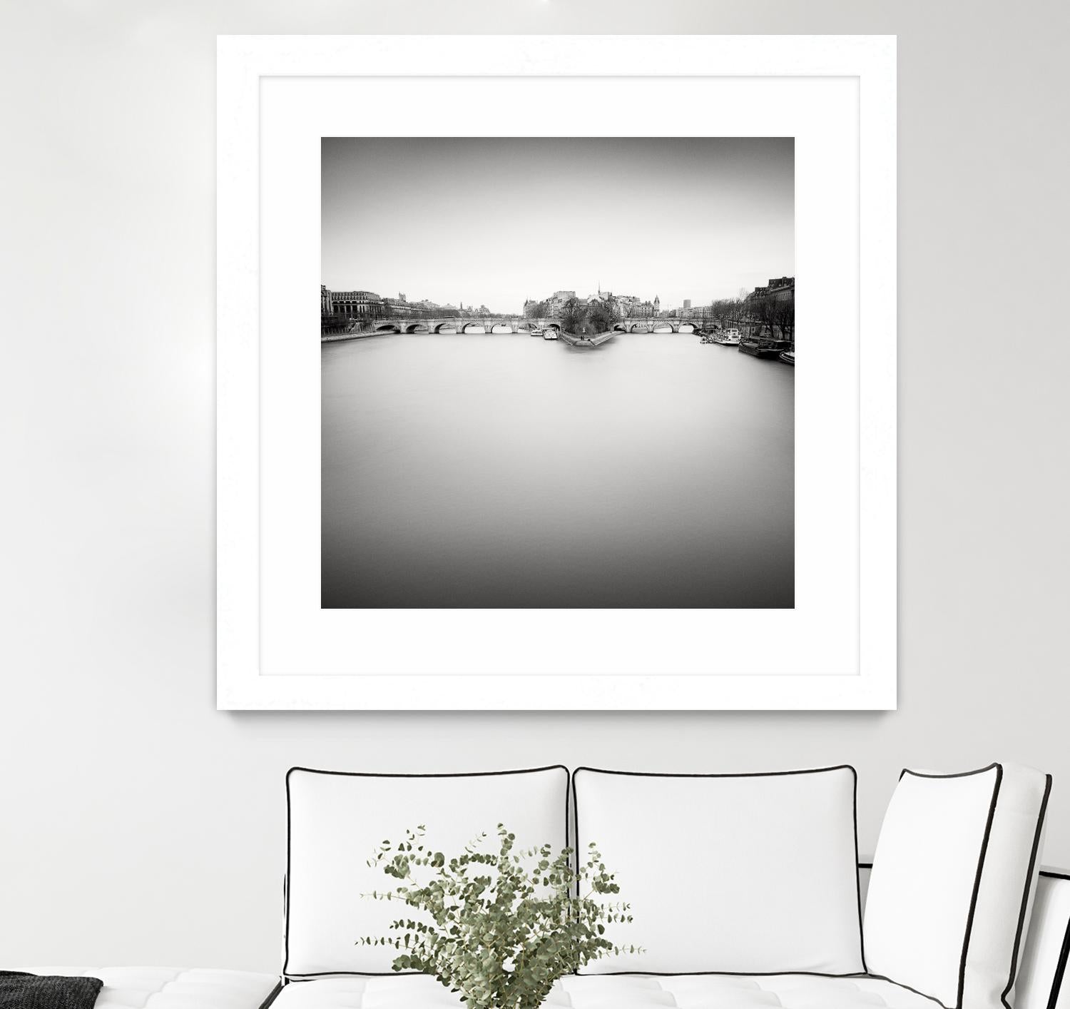Ile de la Cite by Wilco Dragt on GIANT ART - multicolor photography; landscapes; people/places