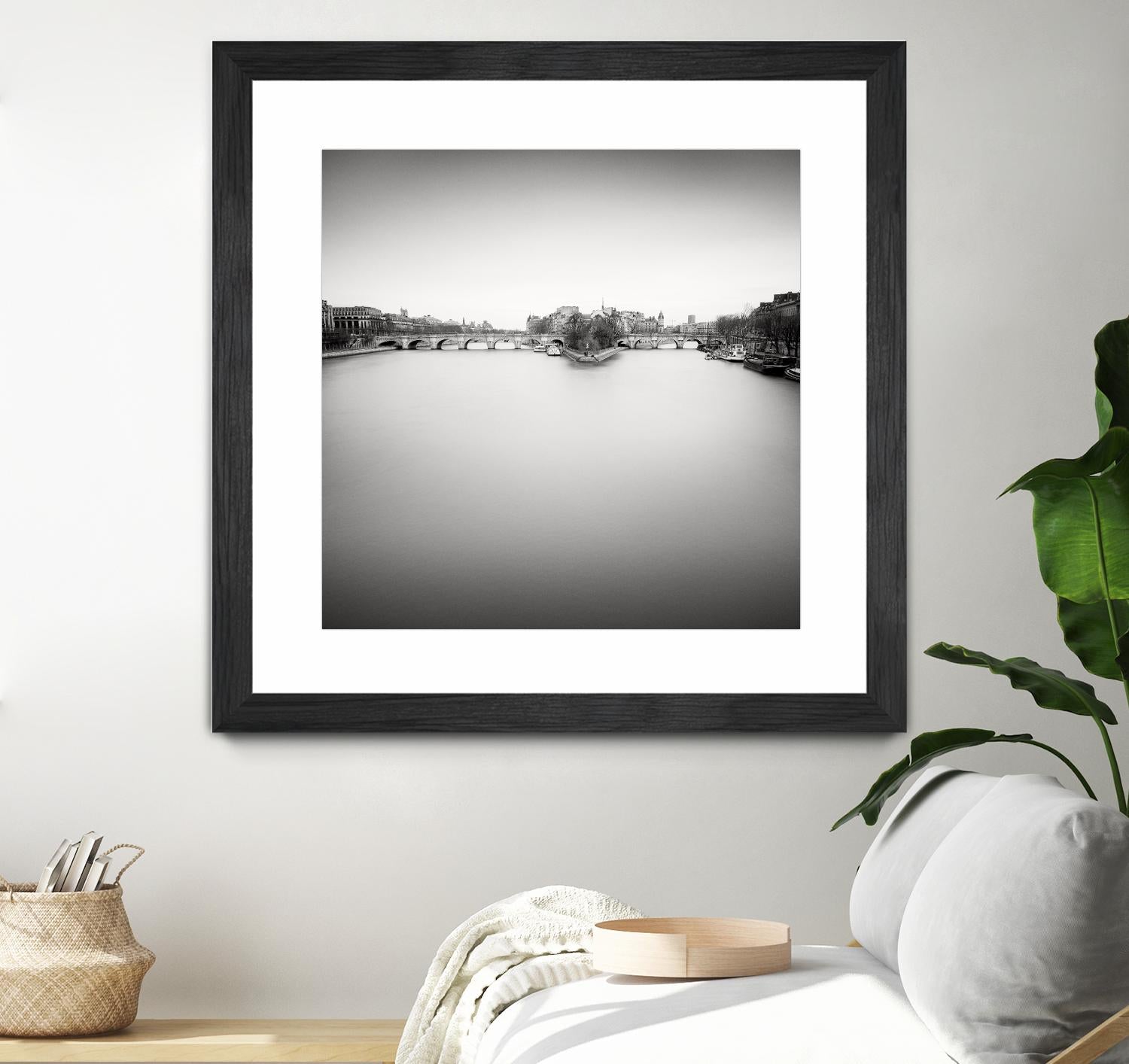 Ile de la Cite by Wilco Dragt on GIANT ART - multicolor photography; landscapes; people/places