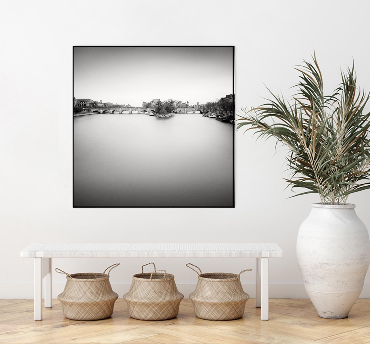 Ile de la Cite by Wilco Dragt on GIANT ART - multicolor photography; landscapes; people/places