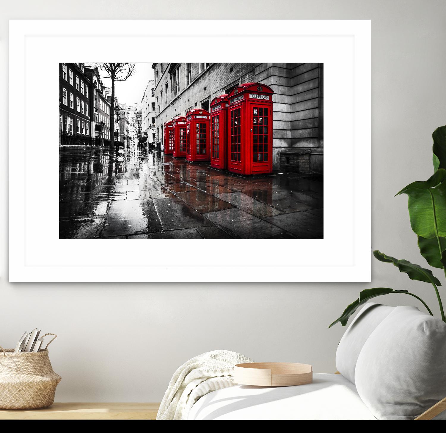 London Phones by Vladimir Kostka on GIANT ART - multicolor photography; landscapes; people/places