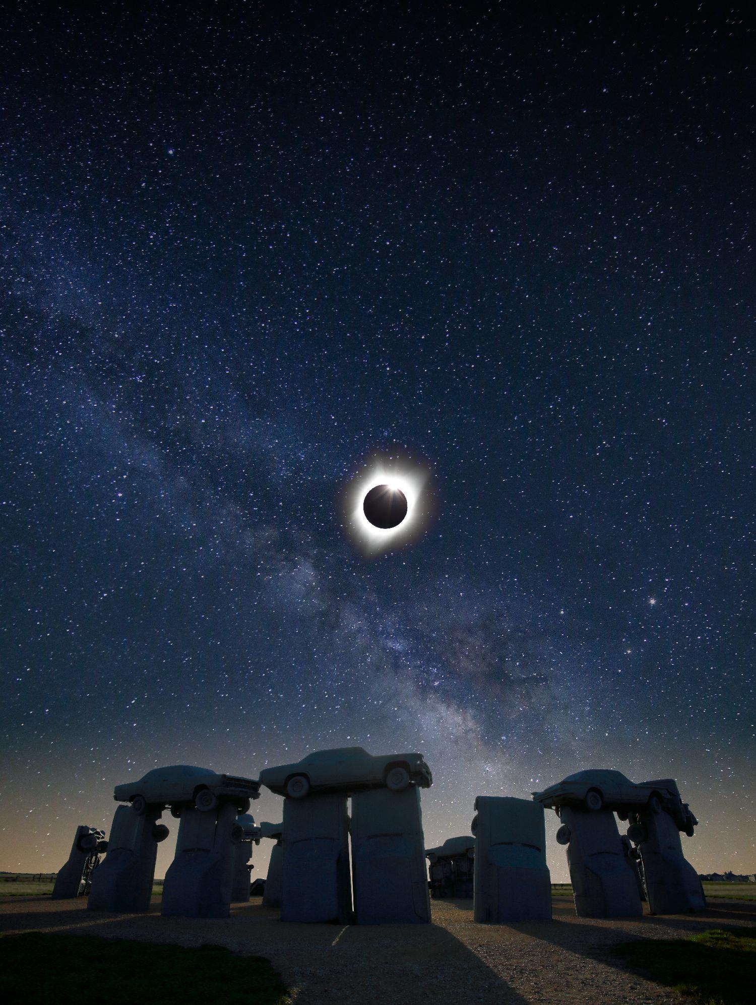 Eclipse at Carhenge by Dale O‚ÄôDell on GIANT ART - multicolor photography; landscapes